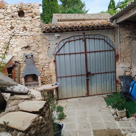 L Atelier De Raymond Aparthotel Verfeuil Bagian luar foto