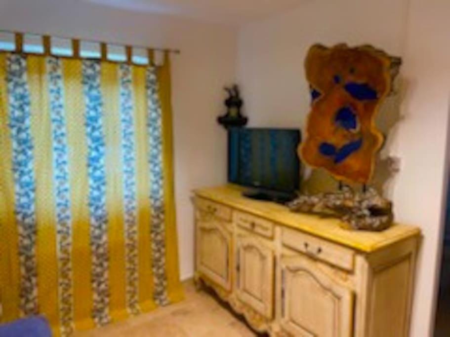 L Atelier De Raymond Aparthotel Verfeuil Bagian luar foto